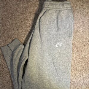 nike men’s joggers